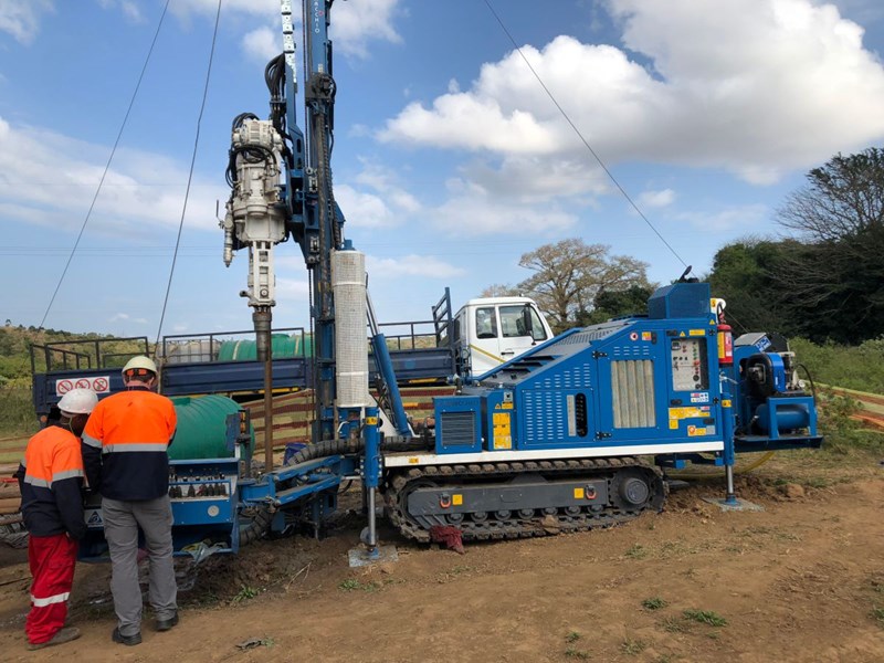 Sonic Geo 601 Geomechanics' Dual head sonic drill rig